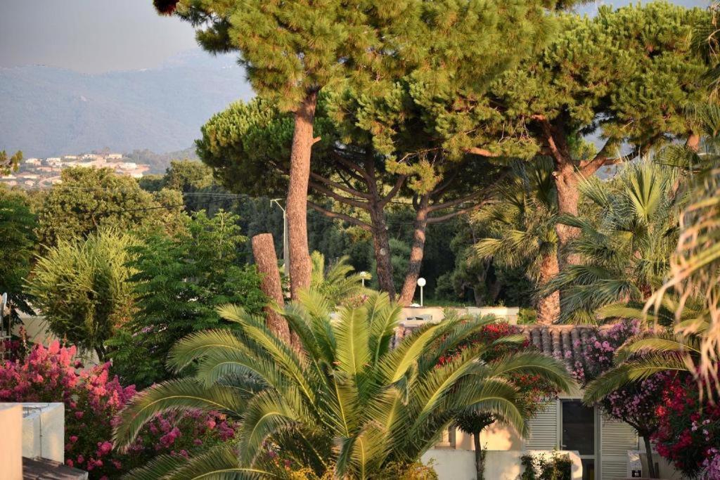 Residence San Pellegrino Folelli Экстерьер фото