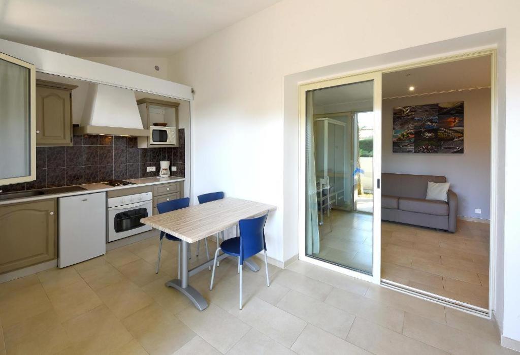 Residence San Pellegrino Folelli Экстерьер фото